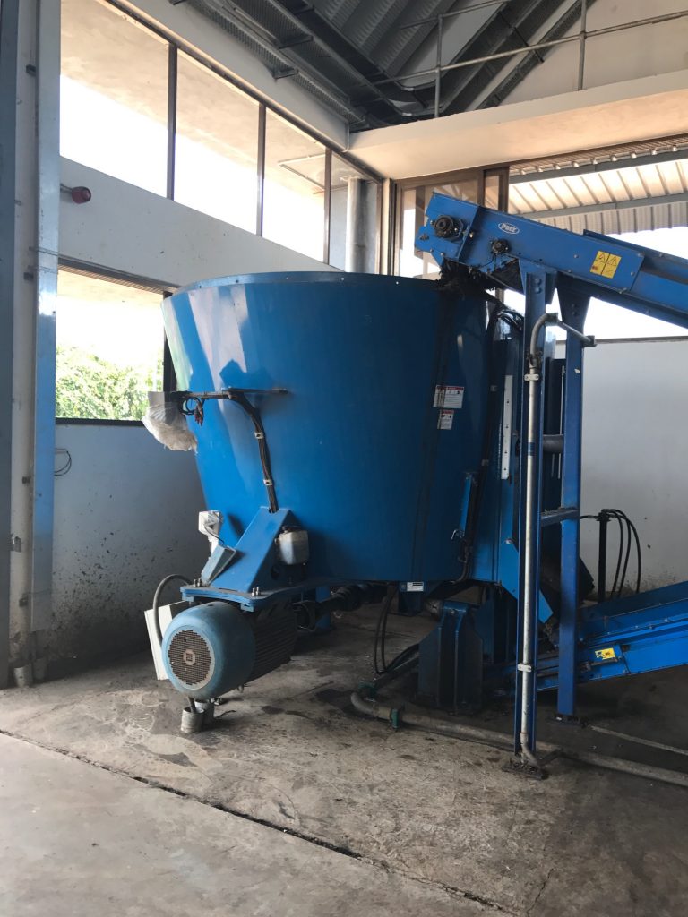 mixer-blender
